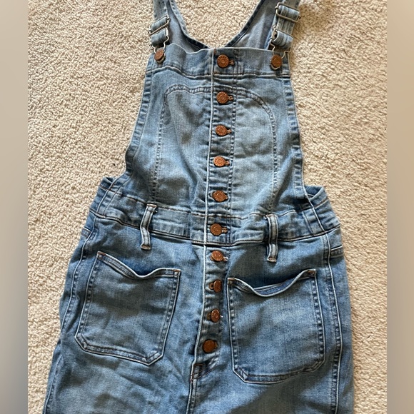 Madewell button up overalls - Picture 3 of 6